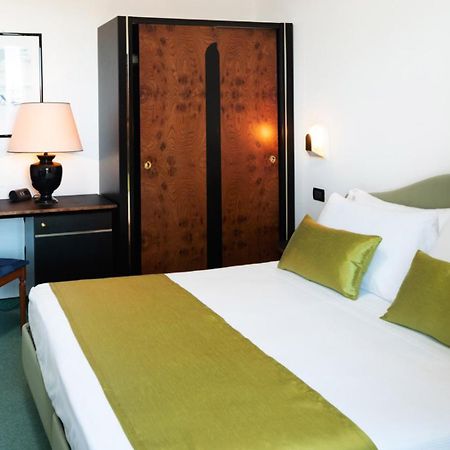 Hotel Stella Riccione Zimmer foto