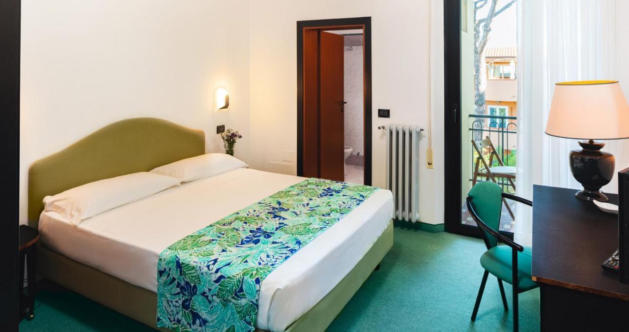 Hotel Stella Riccione Exterior foto